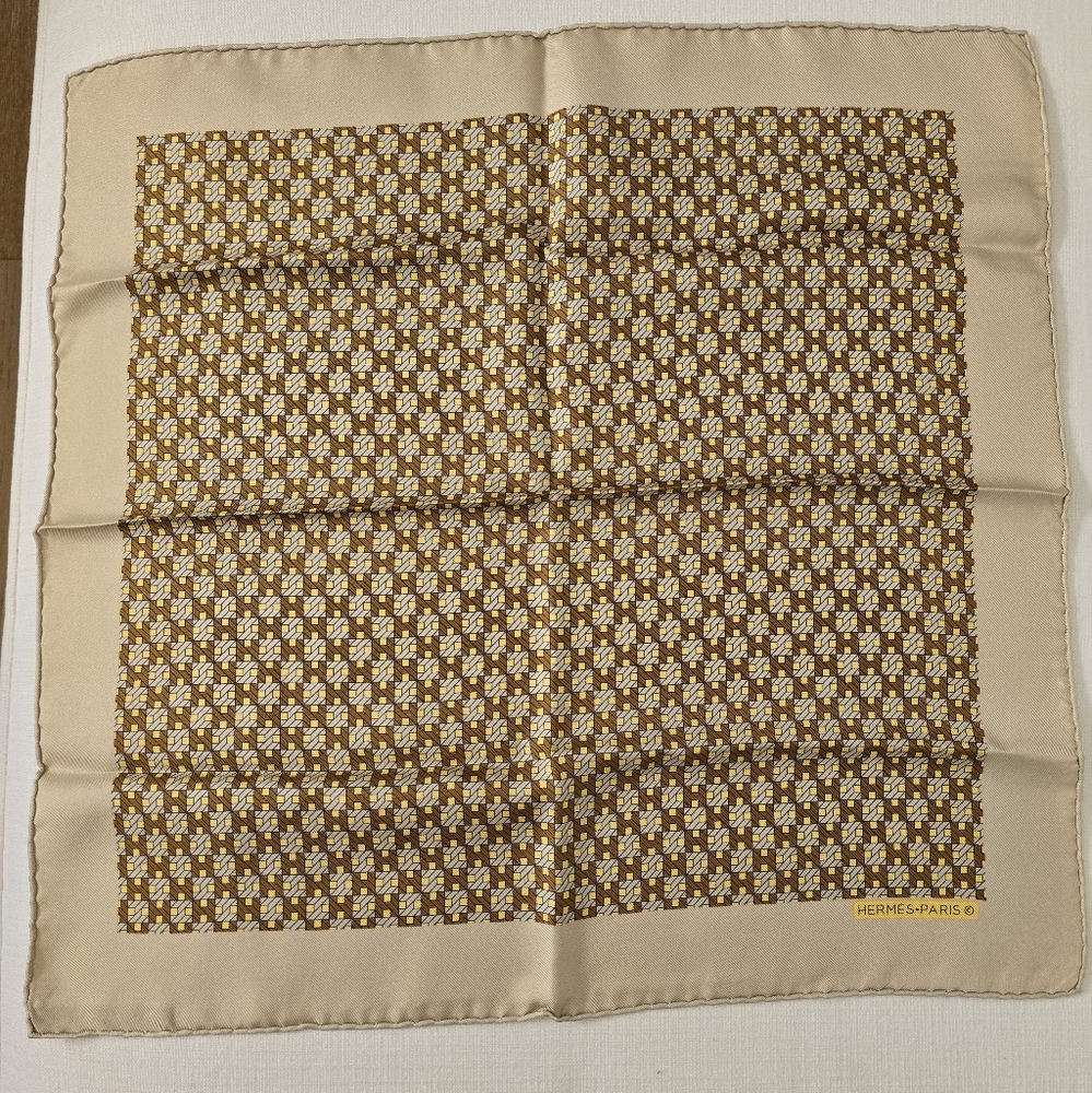 Hermès Paris Brown and Cream Silk Scarf